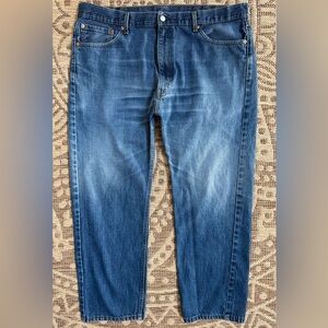 Levis 505 Jeans Mens Sz 42x30 Medium Wash Denim Straight Leg 100% Cotton
